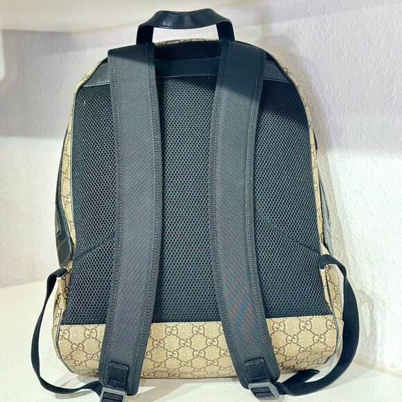 Gucci GG Logo Supreme Tiger Printed Backpack - Picture 4 of 9